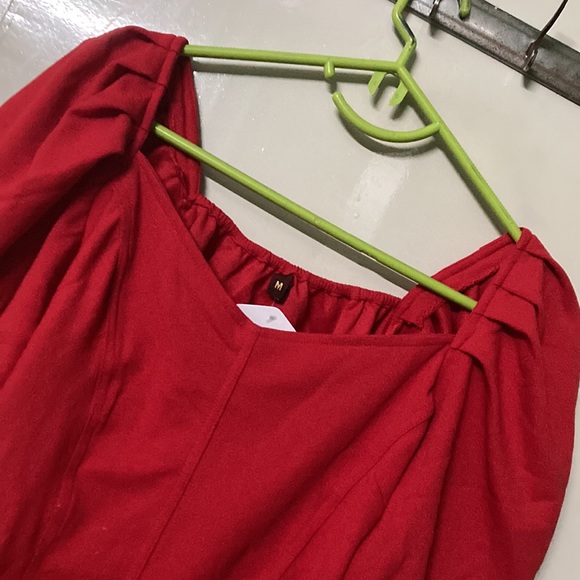 Red top - Picture 2 of 3